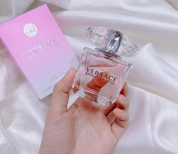 قیمت و خرید عطر ادکلن ورساچه برایت کریستال - صورتی